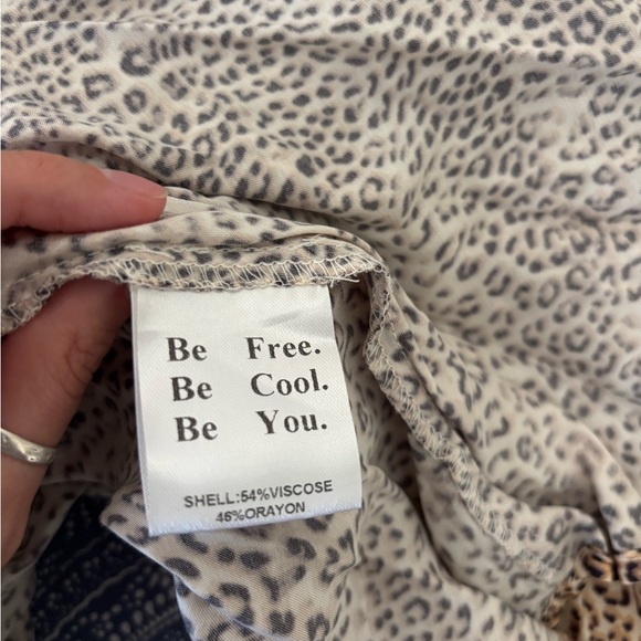 VRG GRL Leopard Print Slip Midi Skirt – Size 4 – NWT - Picture 7 of 8